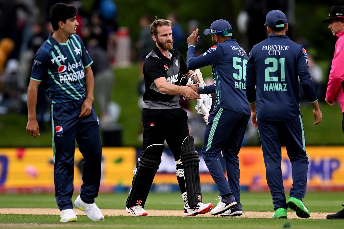 where to watch new zealand national cricket team vs pakistan national cricket team

